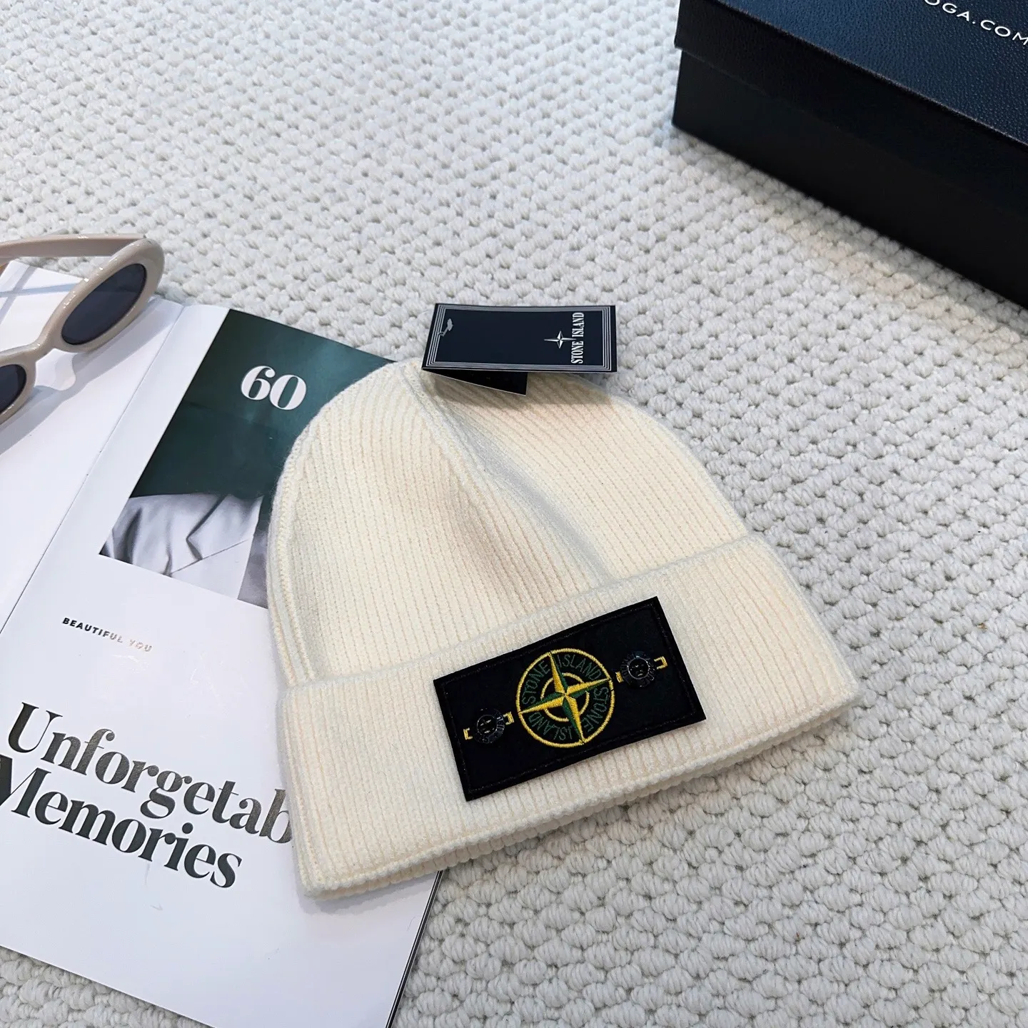 P60 Trendy brand Stone Island STONE classic popular cashmere wool knitted hat New autumn and winter cashmere woolen hat, men and women cold hat, Little Red Riding Hood popular style